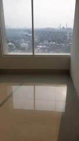 Dijual Rugi apartemen Kamala Lagoon Bekasi