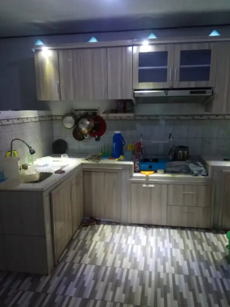 Lemari kitchen set lapis hpl