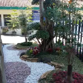 Tukang taman,pembuatan taman,kolam koi