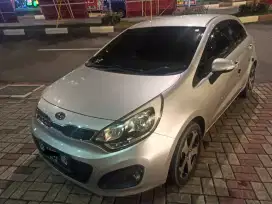 Kia Rio Matic 2014 pemakaian 2015