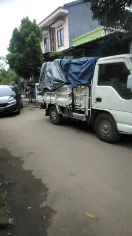 Jasa pindahan kontrakan dan rumah truk engkel