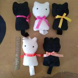 BONEKA KUCING PUTIH HITAM 12 CM