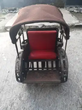 Miniatur Becak Besi