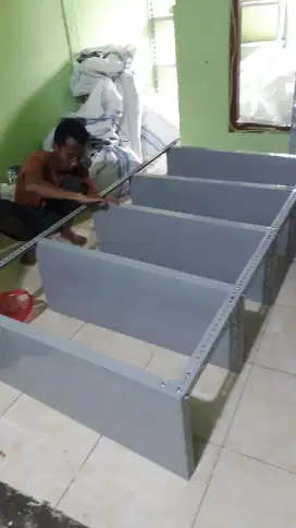 Rak siku bolong serbaguna