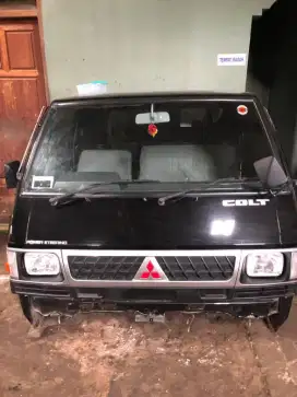 Kelapa kabin mobil L 300 Mitsubishi 2022