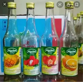 Botol bekas marjan