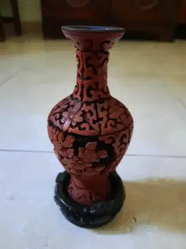 Guci merah mulus