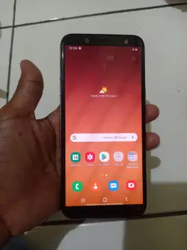 Samsung galaxy A6 ram 3/32 HP aja minus retak dikit aja ga ngaruh