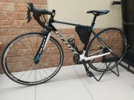 Sepeda Roadbike scott carbon