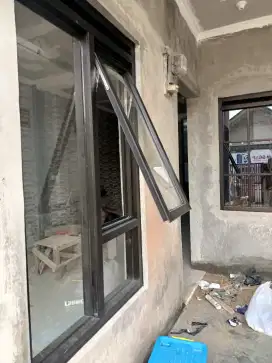 Menerima pemasangan kusen pintu dan jendela aluminium