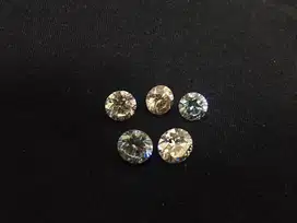 Batu moissanite bagus