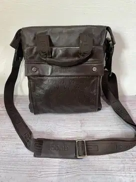 Tas selempang pria gucci kulit