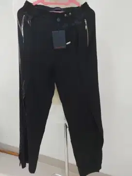 Celana  LV original