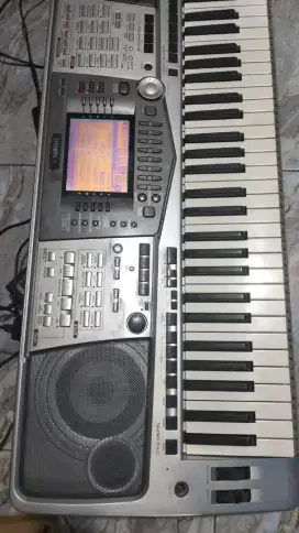 KEYBOARD YAMAHA PSR -2000.