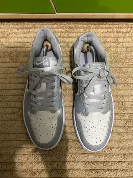 Sepatu Nike Air Dior