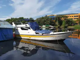 Kapal private semi Yatch 2018