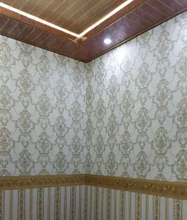 Wallpaper dinding bermotif