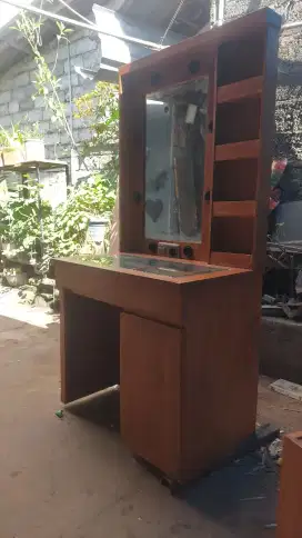 Meja rias 8 lampu kayu jati