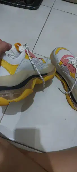 Sepatu Balenciaga Tabung 41