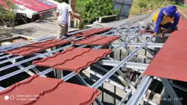 Baja ringan renovasi rumah bongkar atap lama pasang rangkagentengmetal