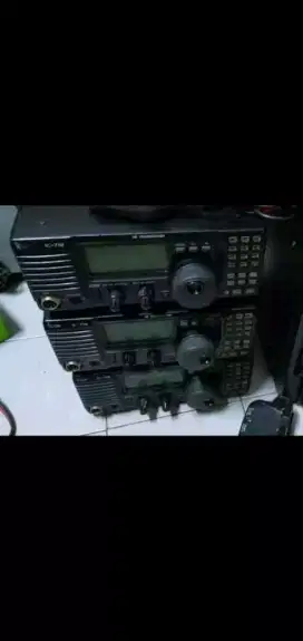 RADIO RIG HT SWR SSB GPS DIBELI