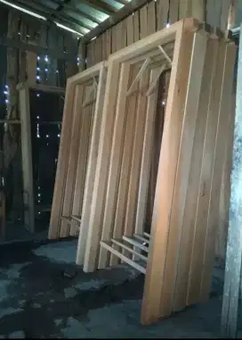Pintu kusen jendela
