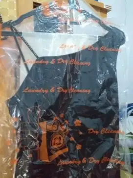 Preloved Dress pesta perancang warna hitam mewah uk XL  beli 1.5jt