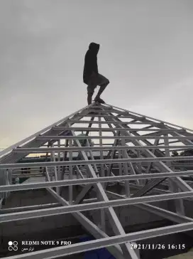 Menerima pemasangan baja ringan