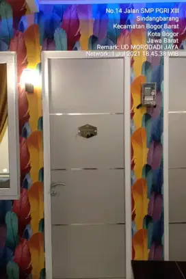 Pintu triplek dan hpl