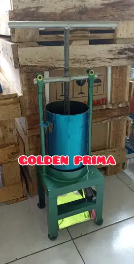 MESIN PERAS SANTAN MANUAL GP