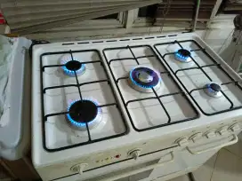 Service Kompor Gas&Oven Gas Panggilan Bergaransi&Servis Boiler Laundry