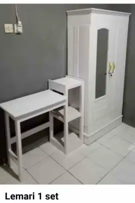 Lemari kayu kos