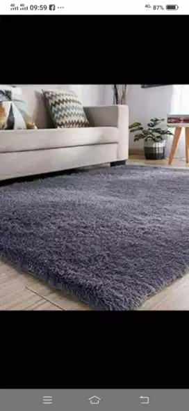 Karpet rasfur empuk bulu boneka