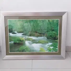 Lukisan Puzzle Air Sungai Hijau Hutan Dengan Pigura