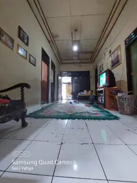 Rumah deket Kampus UMP/cocok untuk usaha