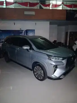 Dijual veloz 2023 warna silver