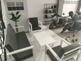 Meja kursi besi ruang santai