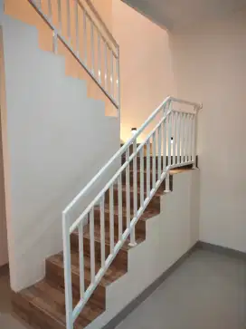 Railing tangga minimalis