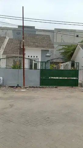 Dikontrakkan Rumah Type 45/144 Baru Renovasi
