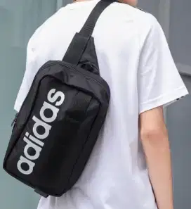 Tas ADIDAS Linear Core Crossbody bag / Black DT4823