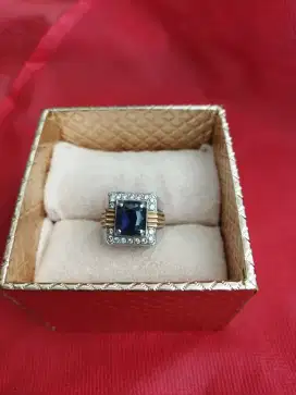 Cincin Eropa Pria Berlian Blue Sapphire Kode 018