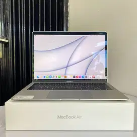 Macbook Air 2020 RAM 8/256 GB Apple M1