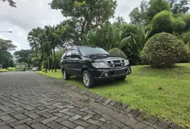 Isuzu Panther 2016 Manual 2.5 LV Hitam