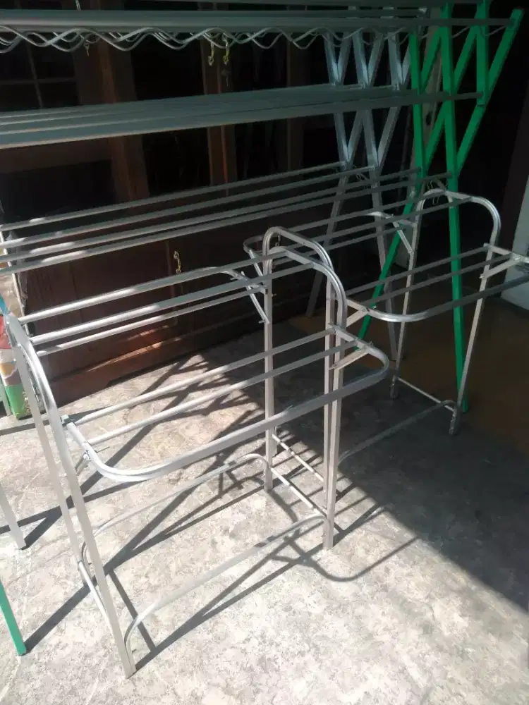 Jemuran pakaian alumunium tebal