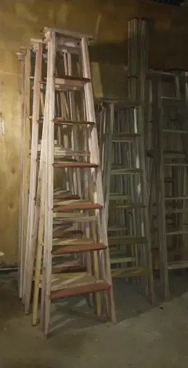 tangga lipat tirai rumbia kursi bambu dll