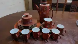 Diner set / tea set komplit warna coklat