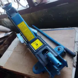 Dongkrak Buaya 3 Ton Berkualitas Kuat Hydraulic Floor Jack 3 Ton