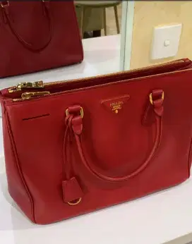 Hand Bag Red merk PRADA ORI 100% New