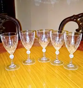 Gelas kristal (RCR Crystal Melodia White Wine Glasses)