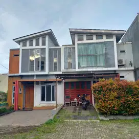 Dijual Rumah Modern Minimalis Dekat MRT Lebak Bulus